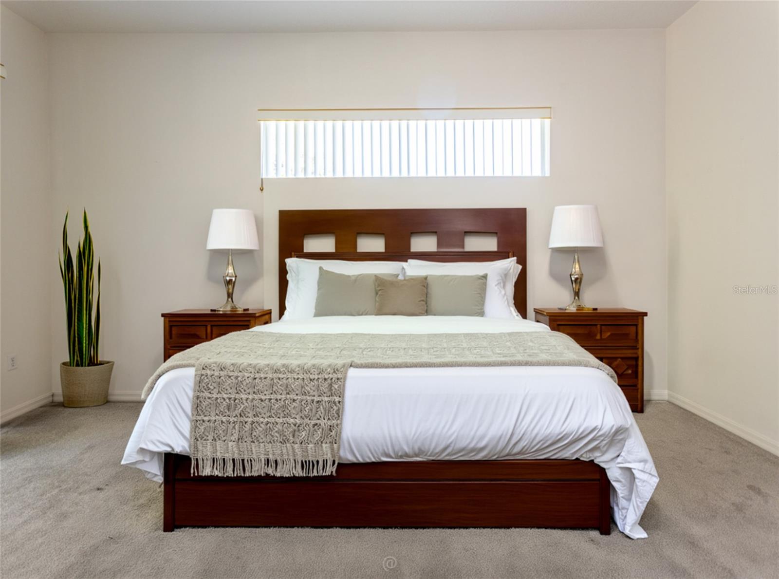 Image 24 of 49 For 65 Blare Drive