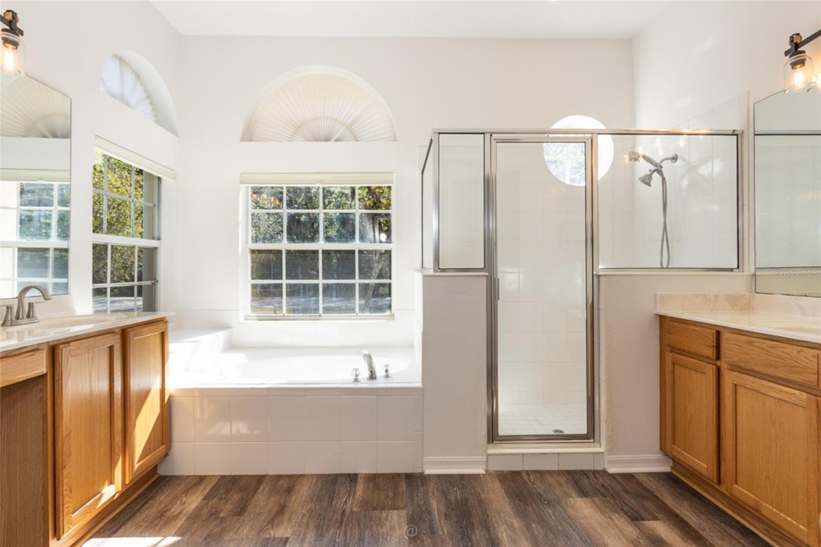 Image 25 of 49 For 65 Blare Drive