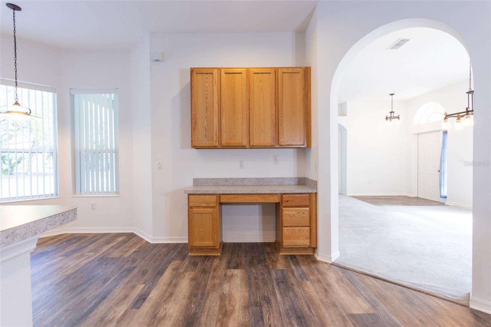 Image 5 of 49 For 65 Blare Drive