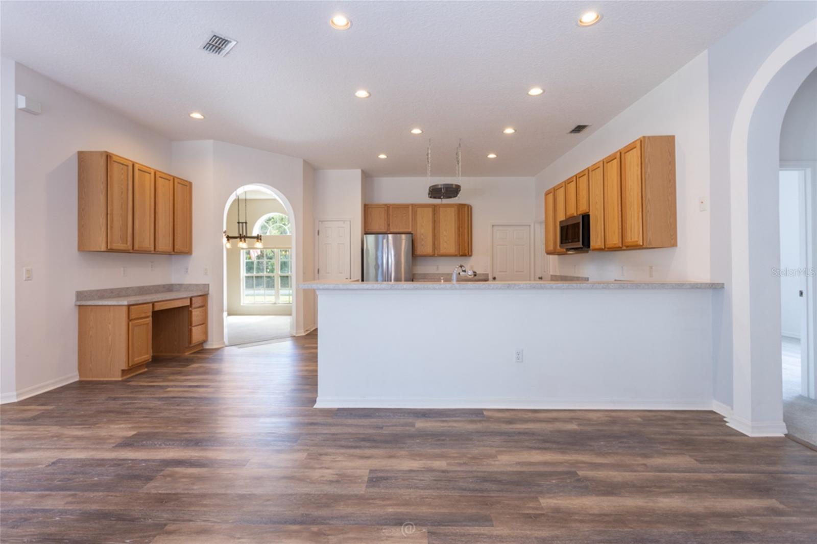 Image 6 of 49 For 65 Blare Drive