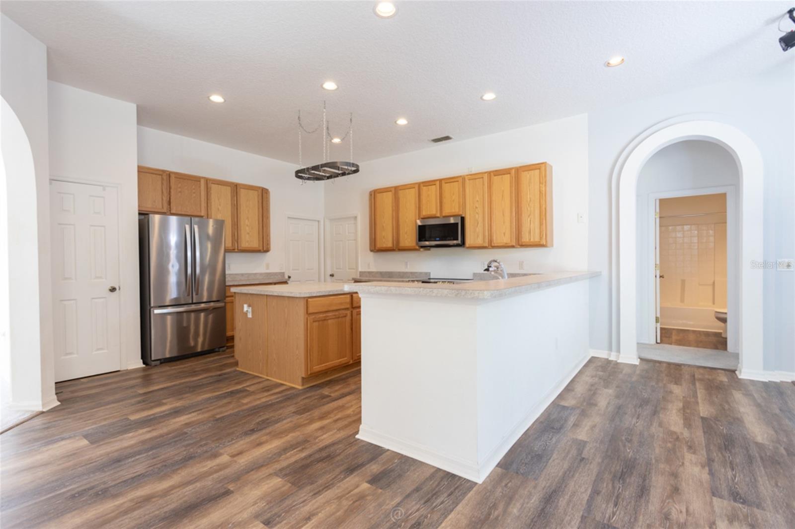 Image 7 of 49 For 65 Blare Drive