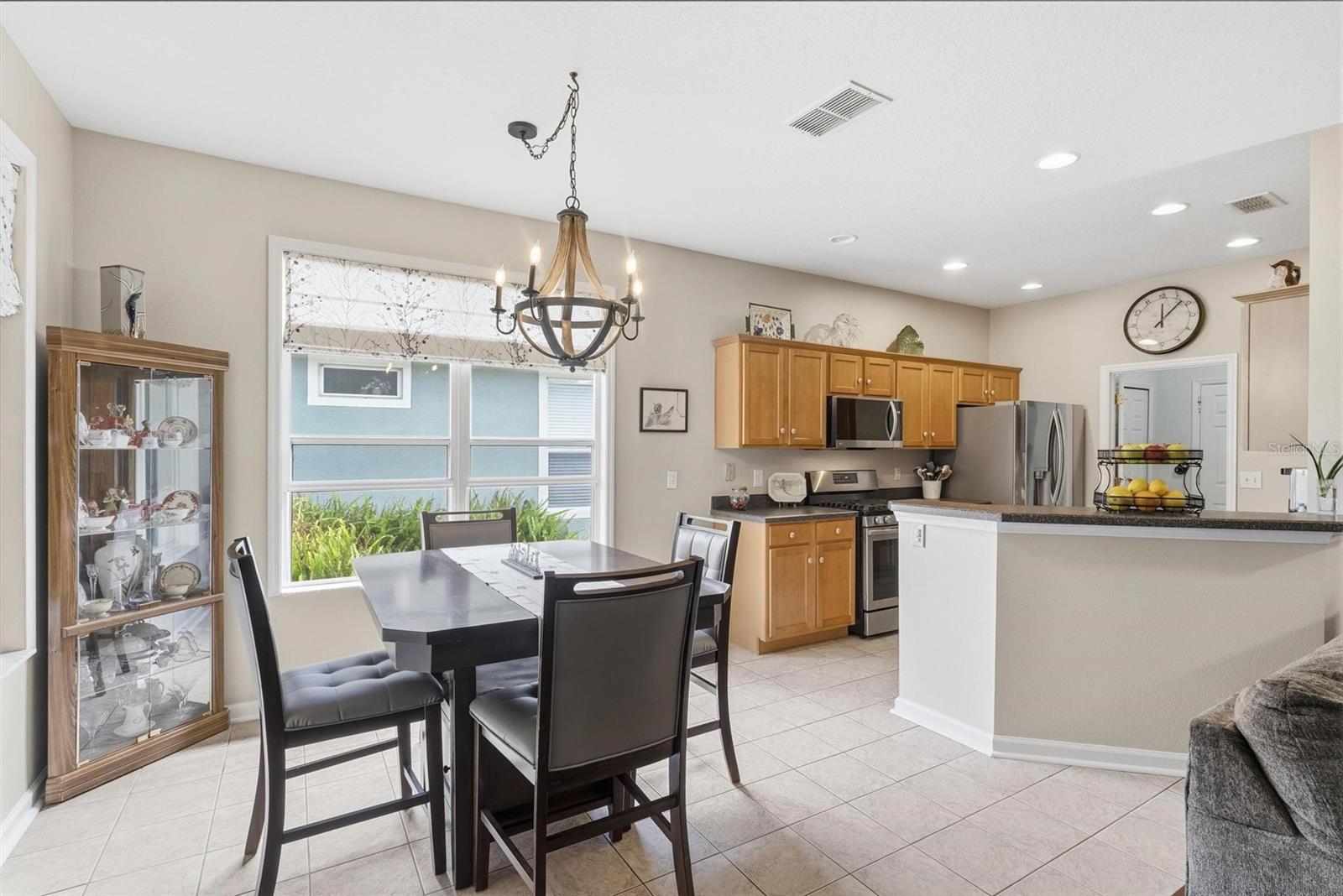 Image 13 of 65 For 207 Coleton Lane