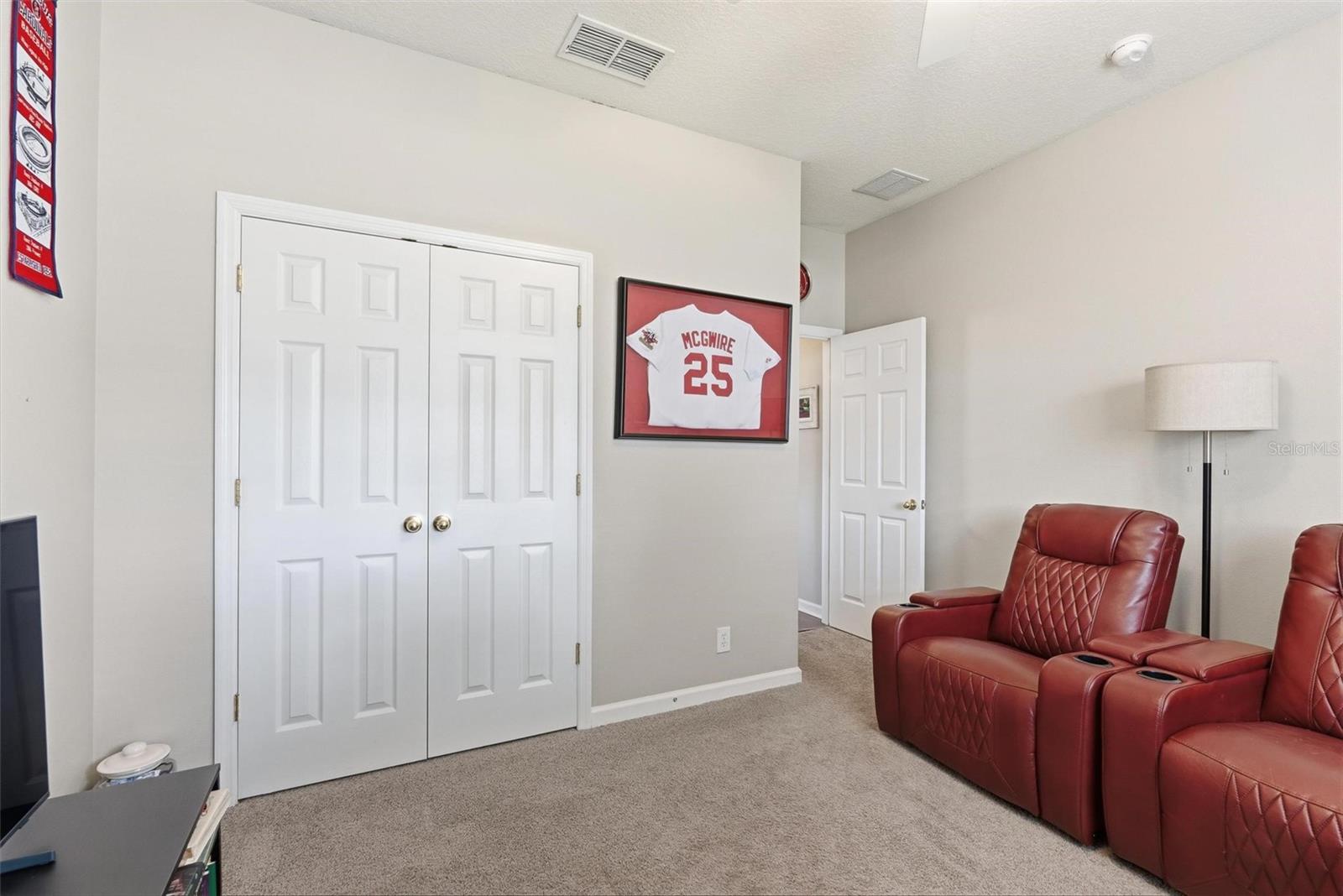 Image 16 of 65 For 207 Coleton Lane