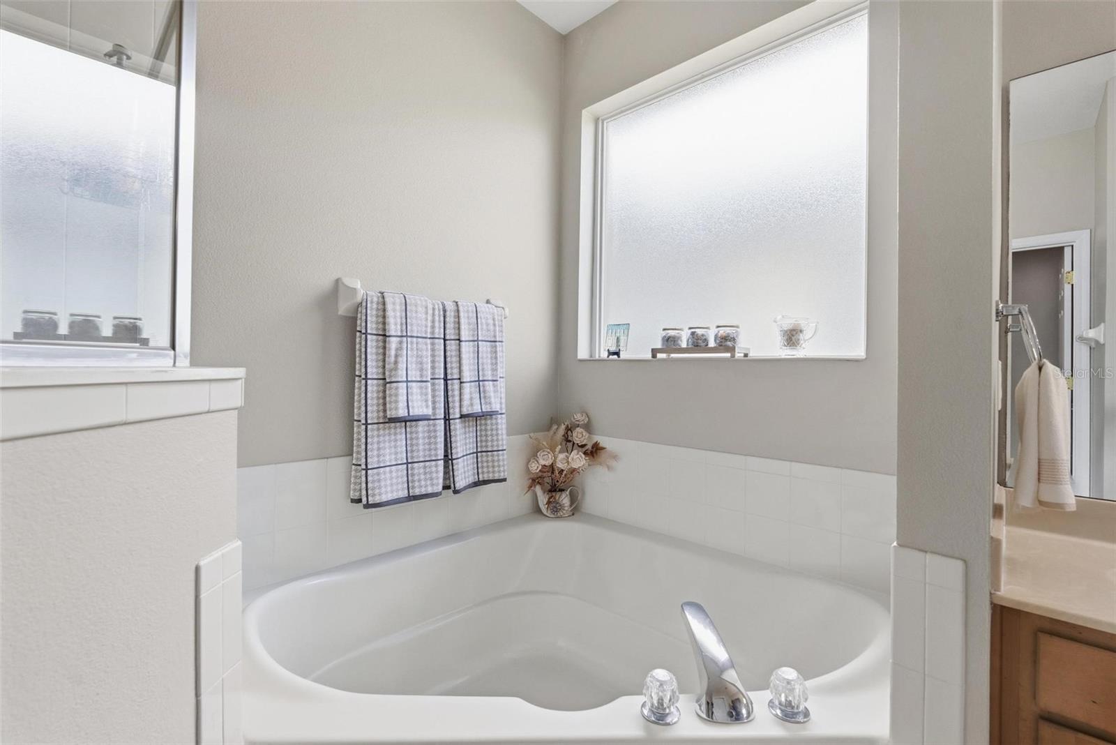 Image 31 of 65 For 207 Coleton Lane