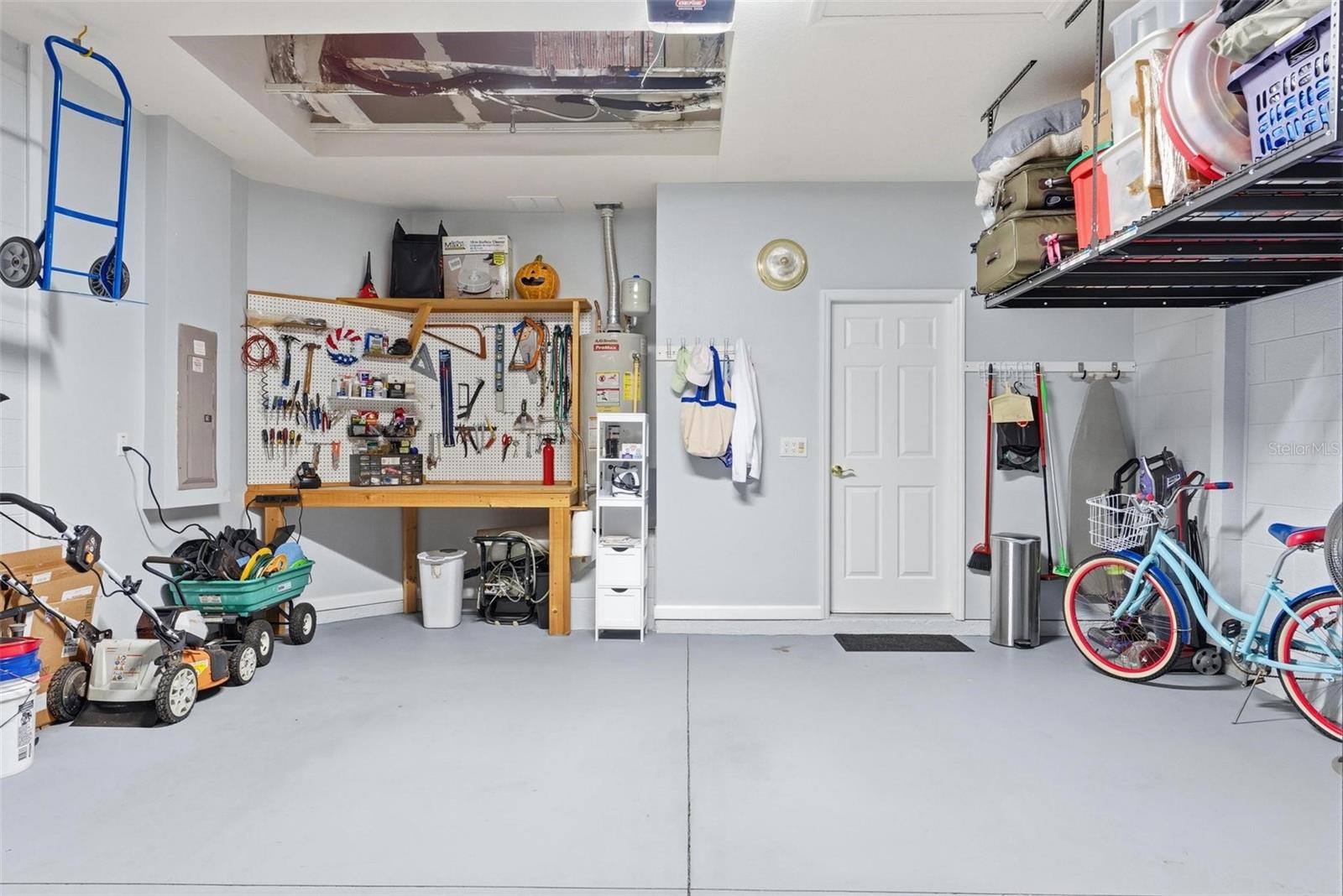 Image 43 of 65 For 207 Coleton Lane