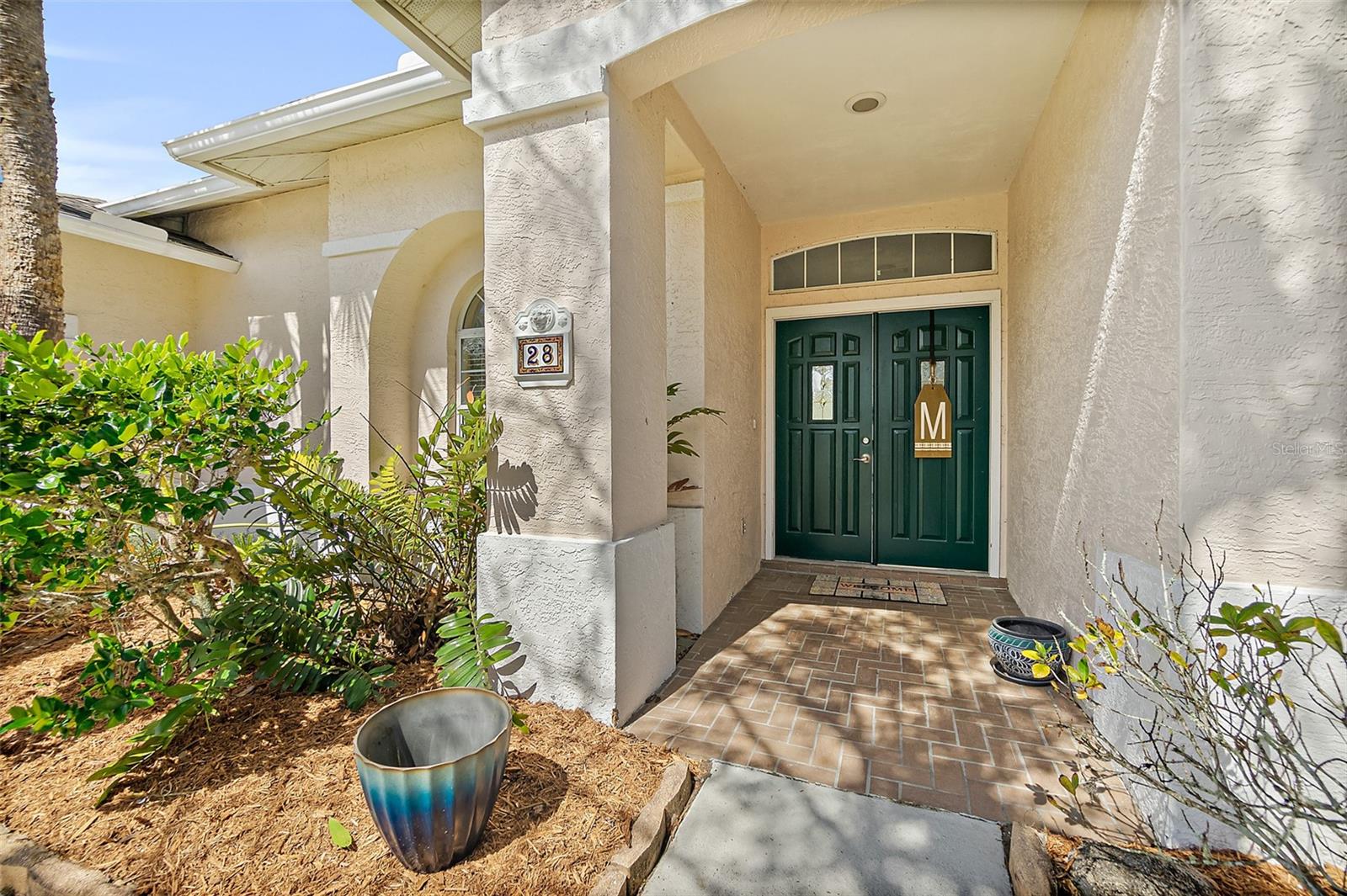 Image 4 of 66 For 28 Montauk Lane