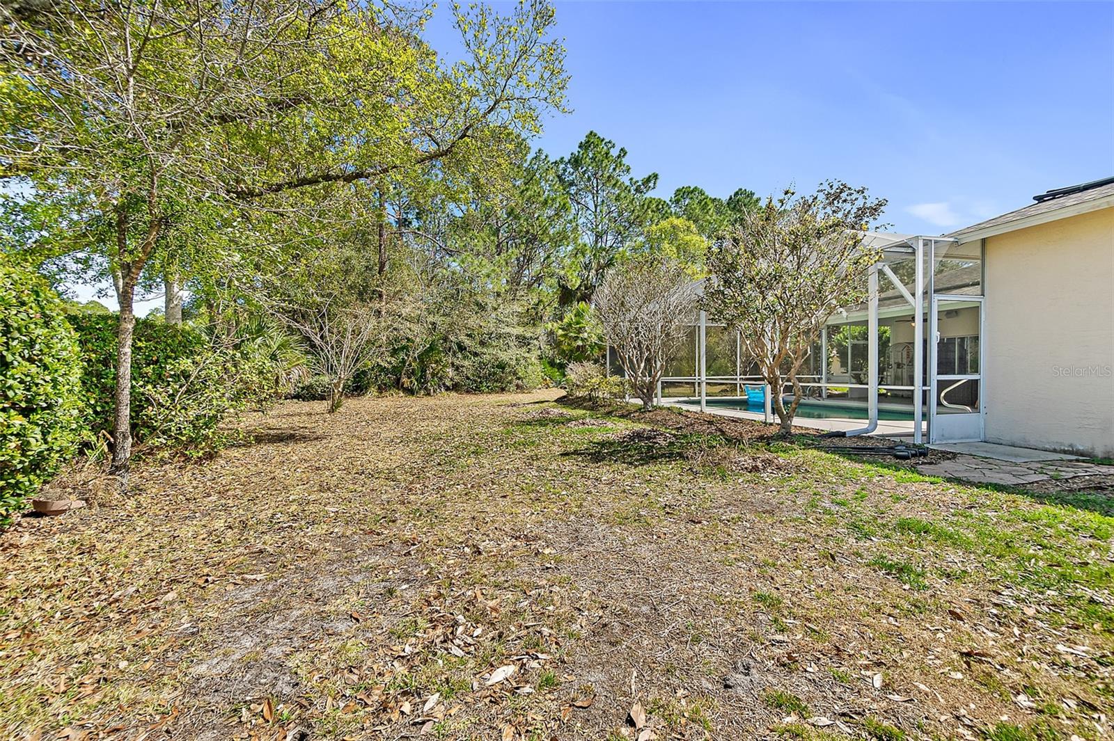 Image 46 of 66 For 28 Montauk Lane