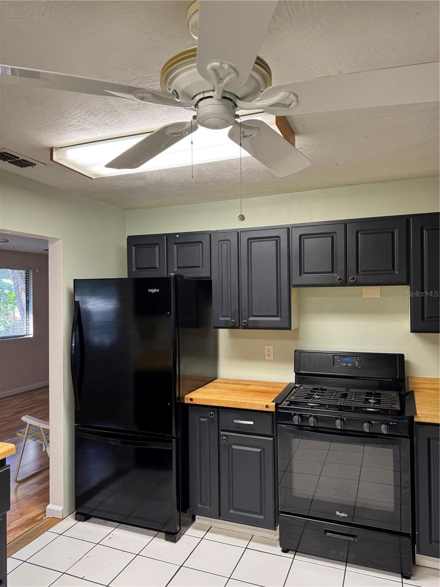 Image 12 of 13 For 12 Dawson Drive