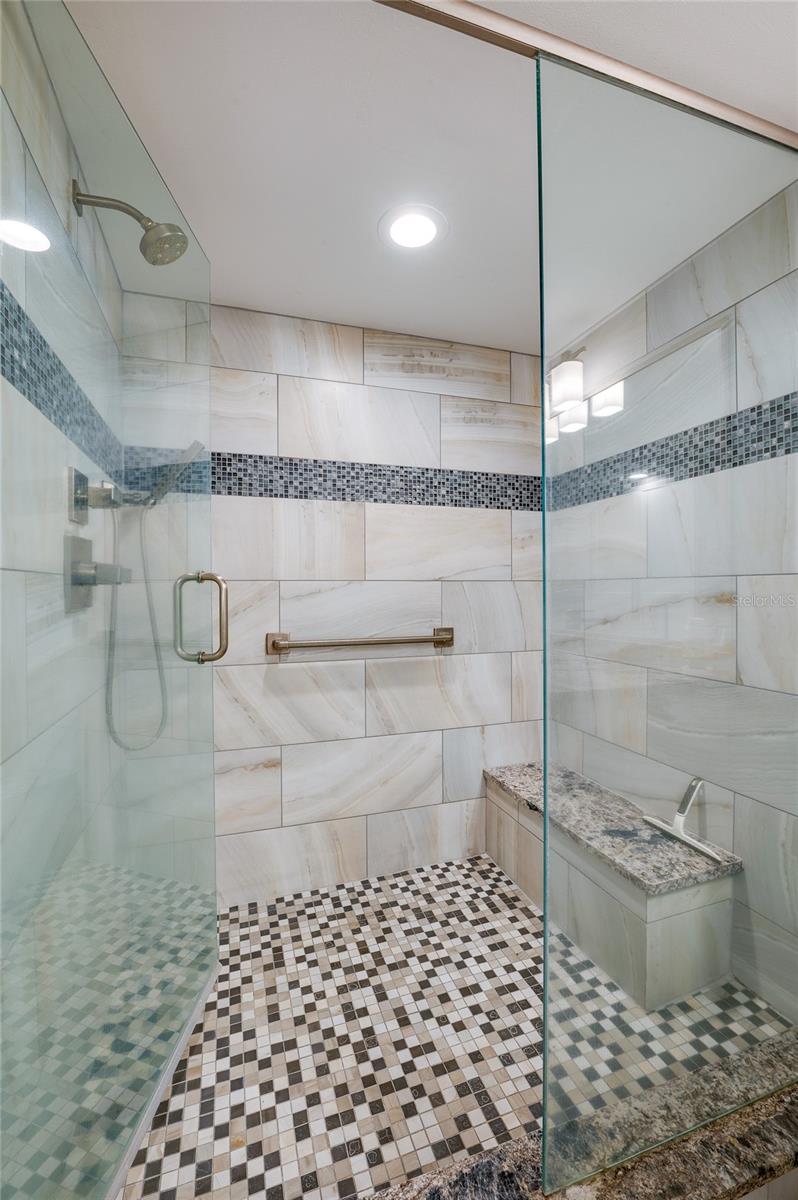 Image 24 of 37 For 4575 Atlantic Avenue 6304