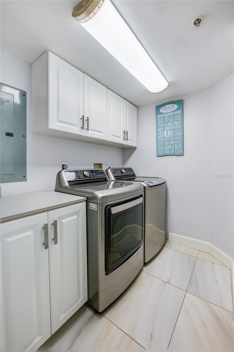 Image 30 of 37 For 4575 Atlantic Avenue 6304