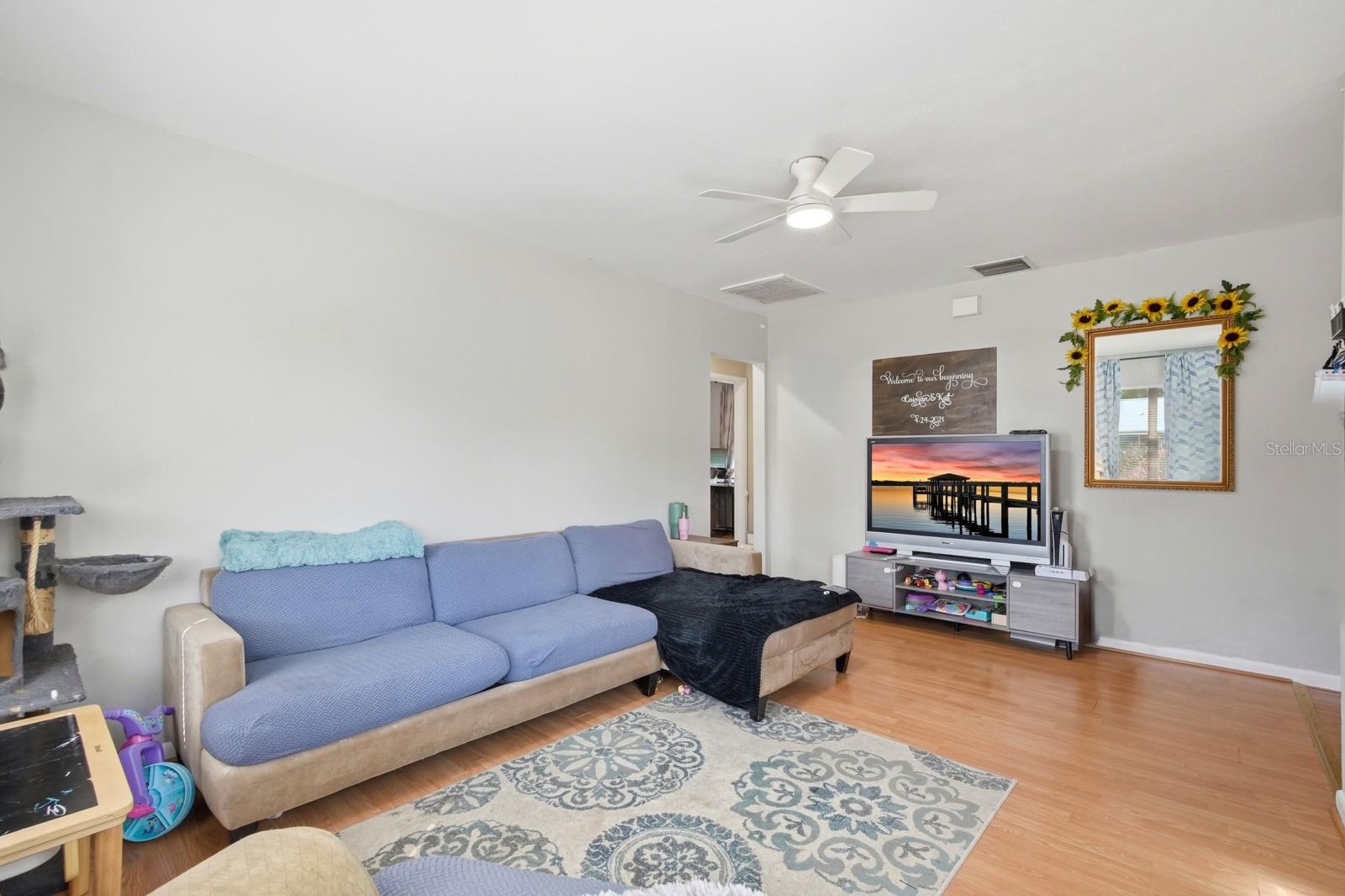 Image 5 of 24 For 2627 Myrtle Avenue