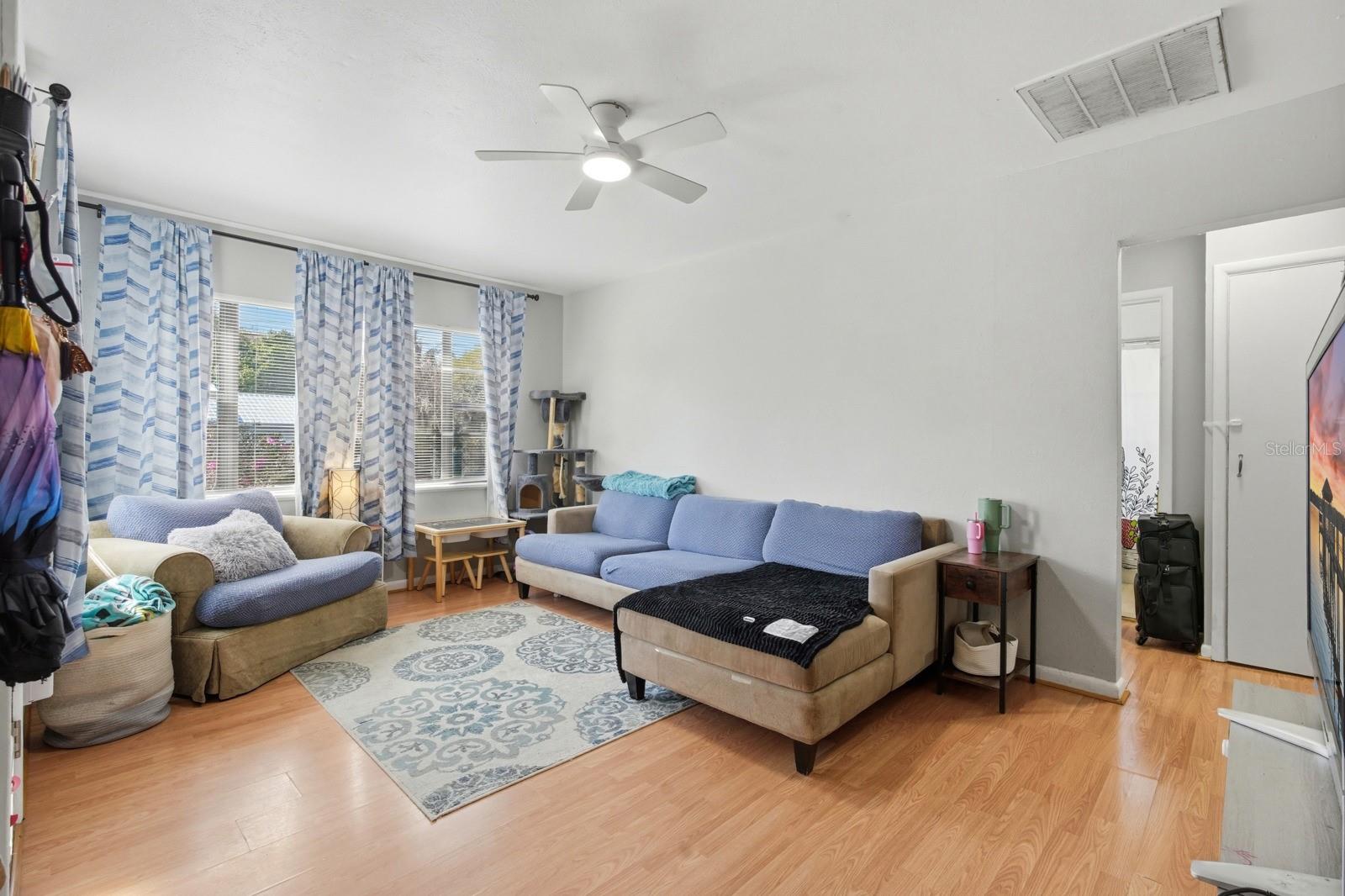 Image 6 of 24 For 2627 Myrtle Avenue
