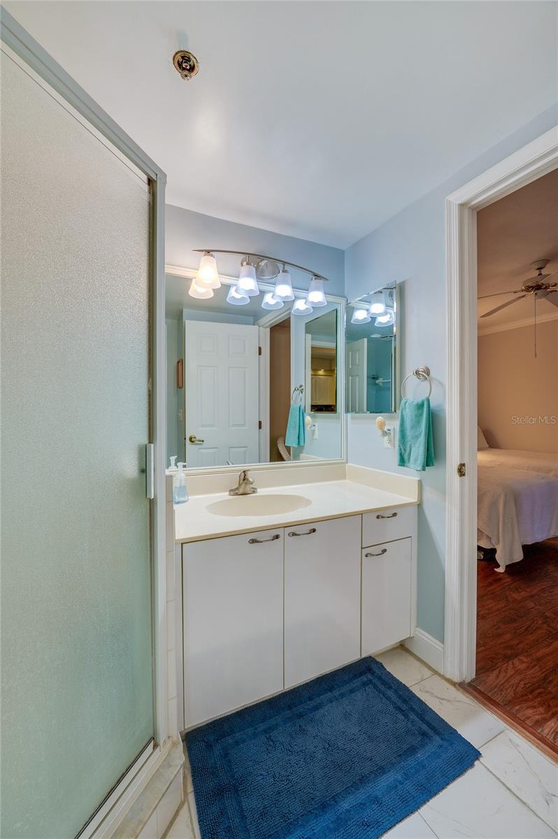 Image 20 of 30 For 4535 Atlantic Avenue 2605