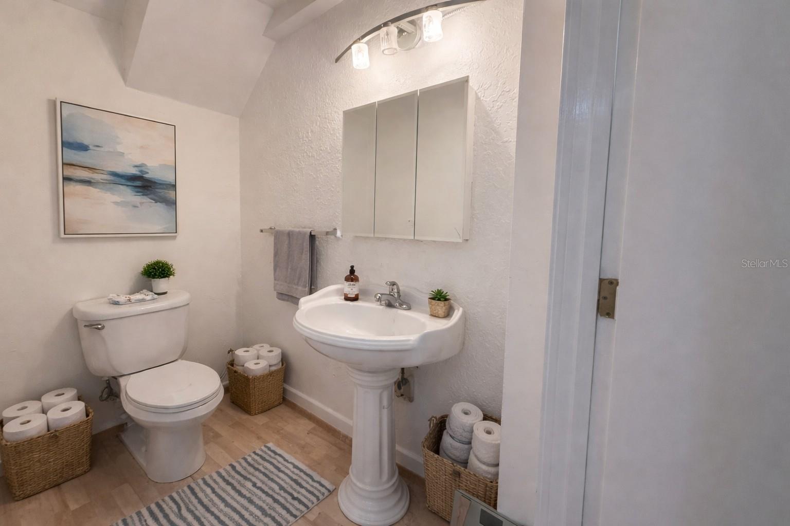 Image 7 of 27 For 101 Palm Harbor Parkway Oc2