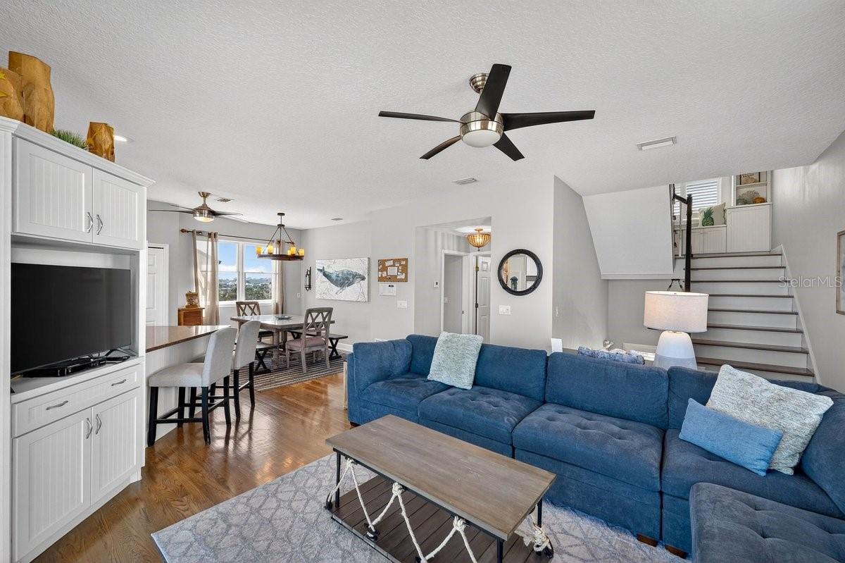 Image 5 of 60 For 3319 Ocean Shore Boulevard