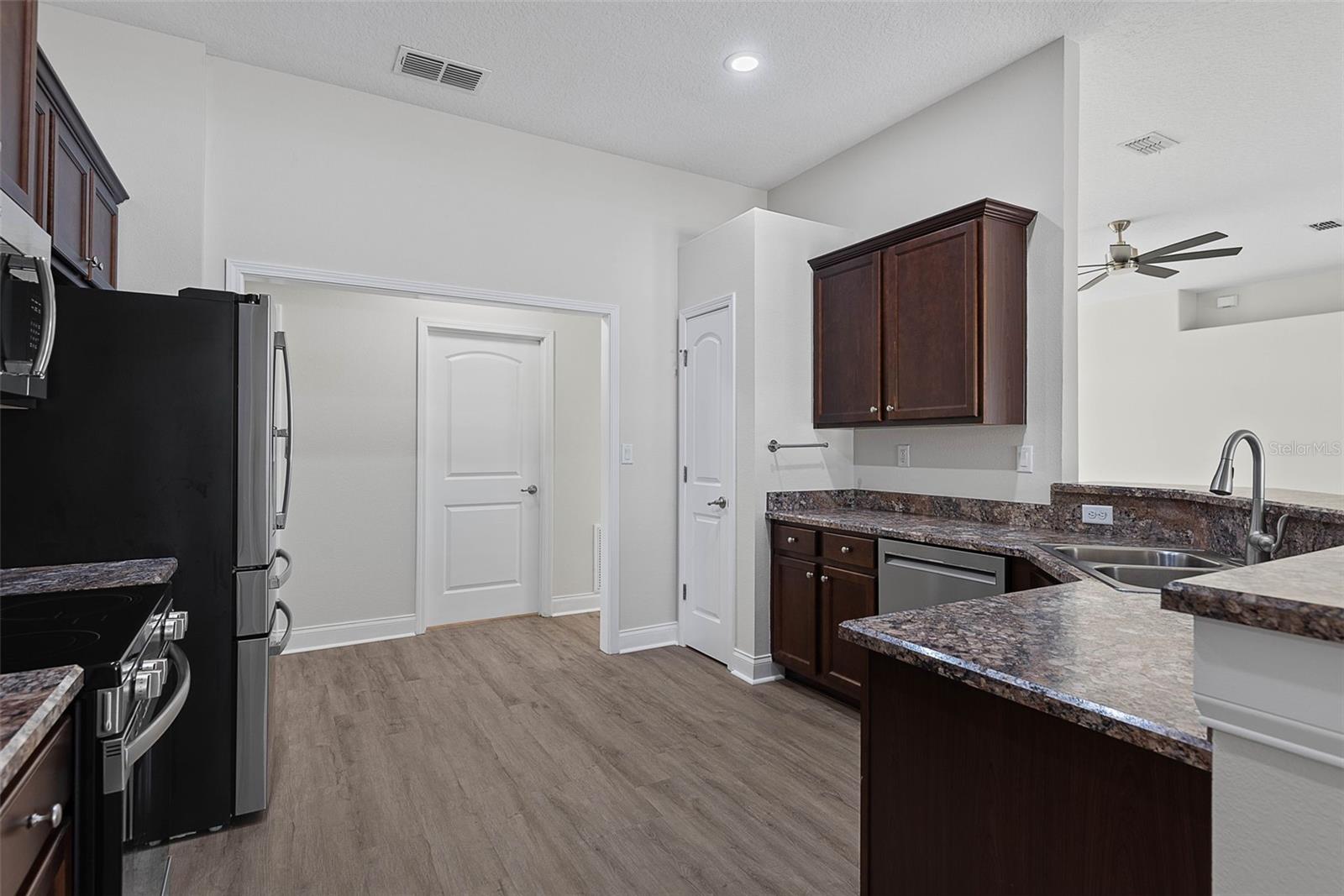 Image 16 of 70 For 47 Turtle Ridge Drive