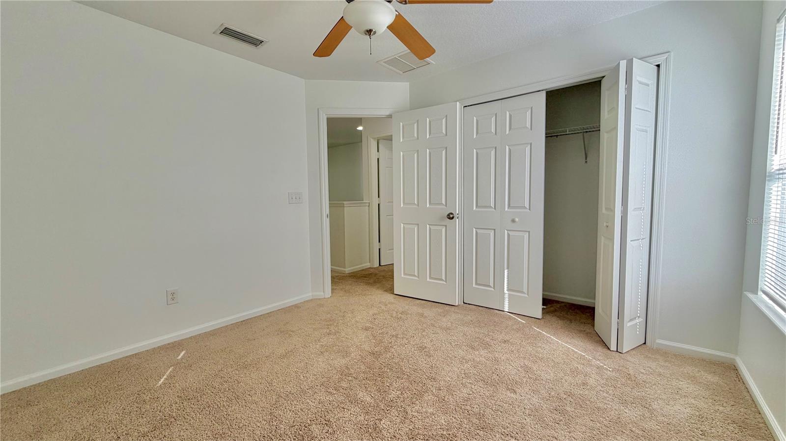 Image 22 of 25 For 8 Perrotti Lane