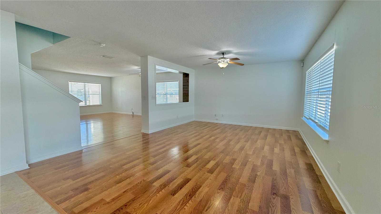 Image 5 of 25 For 8 Perrotti Lane