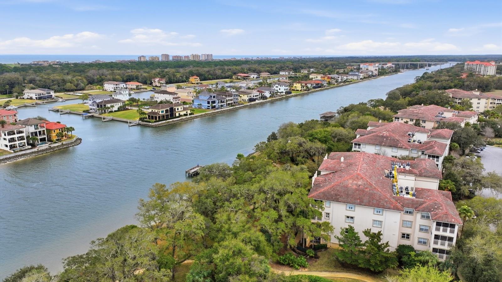 Image 35 of 67 For 35 Riverview Bend S 1827