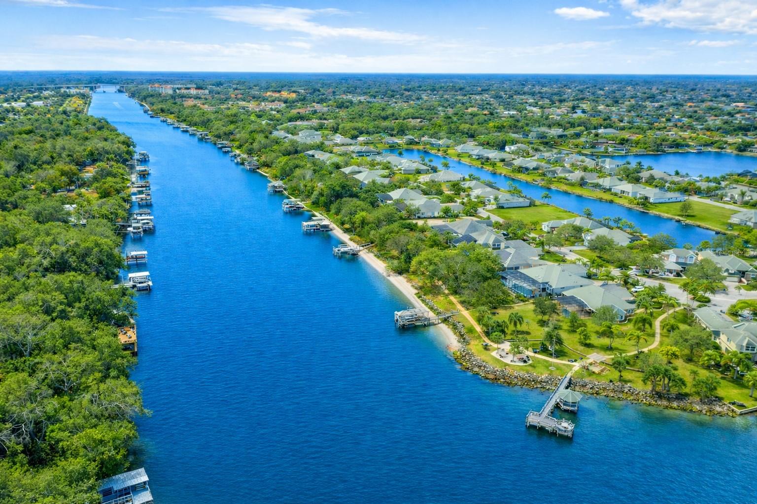 Image 36 of 67 For 35 Riverview Bend S 1827