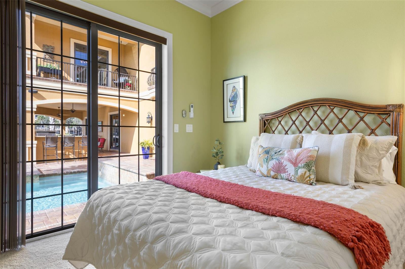 Image 15 of 96 For 355 Harbor Village Point N