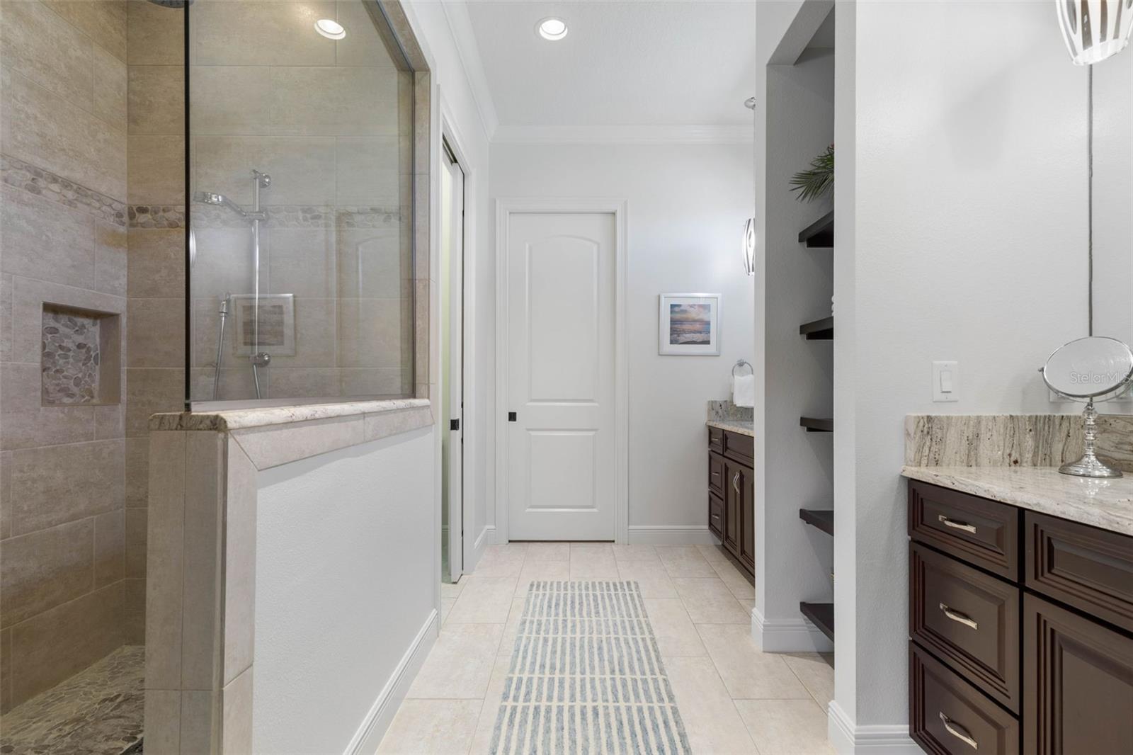 Image 43 of 96 For 355 Harbor Village Point N