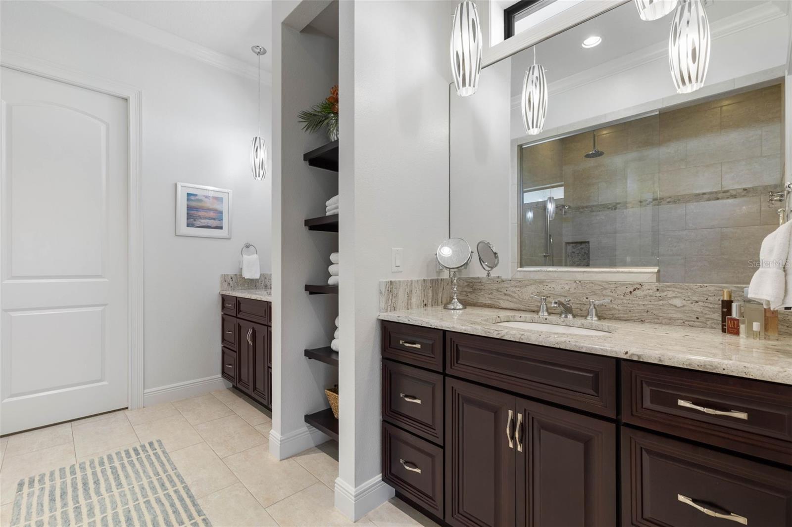 Image 44 of 96 For 355 Harbor Village Point N