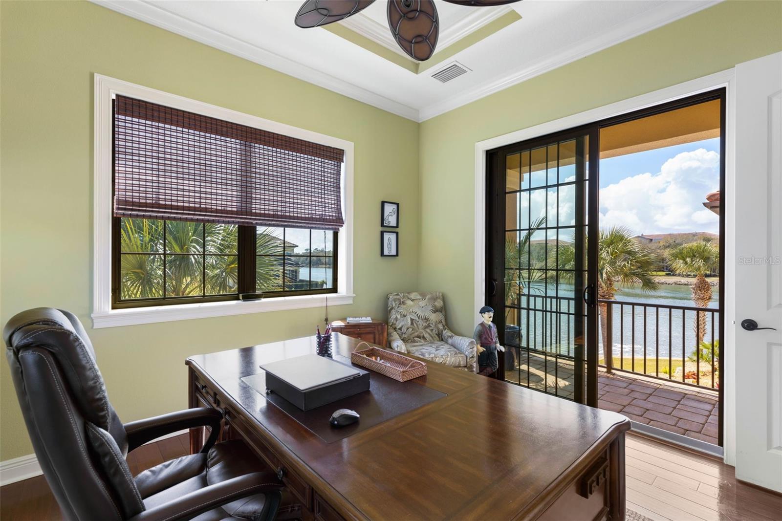 Image 47 of 96 For 355 Harbor Village Point N