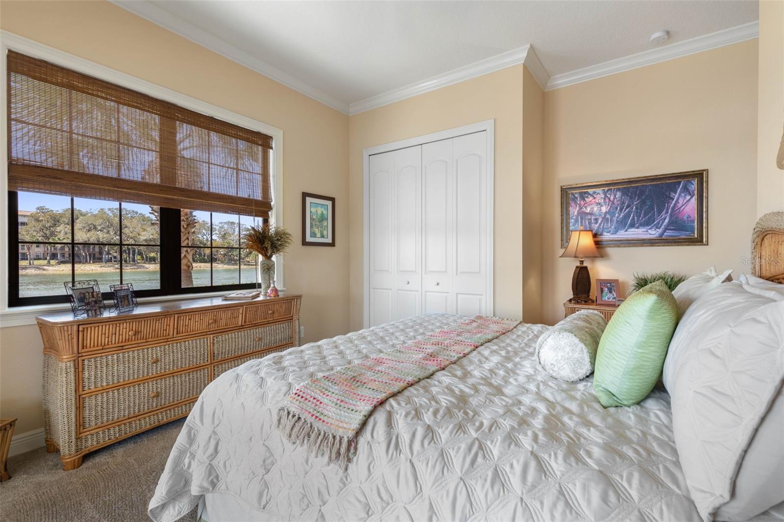 Image 60 of 96 For 355 Harbor Village Point N