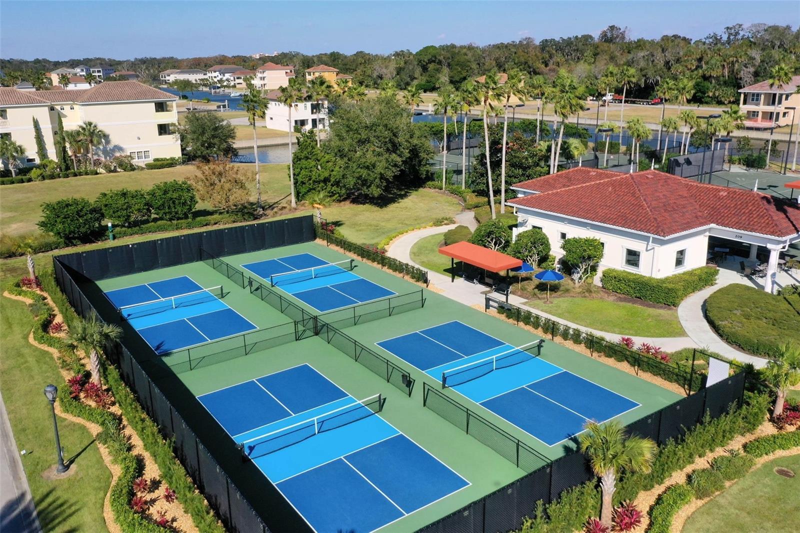 Image 81 of 96 For 355 Harbor Village Point N