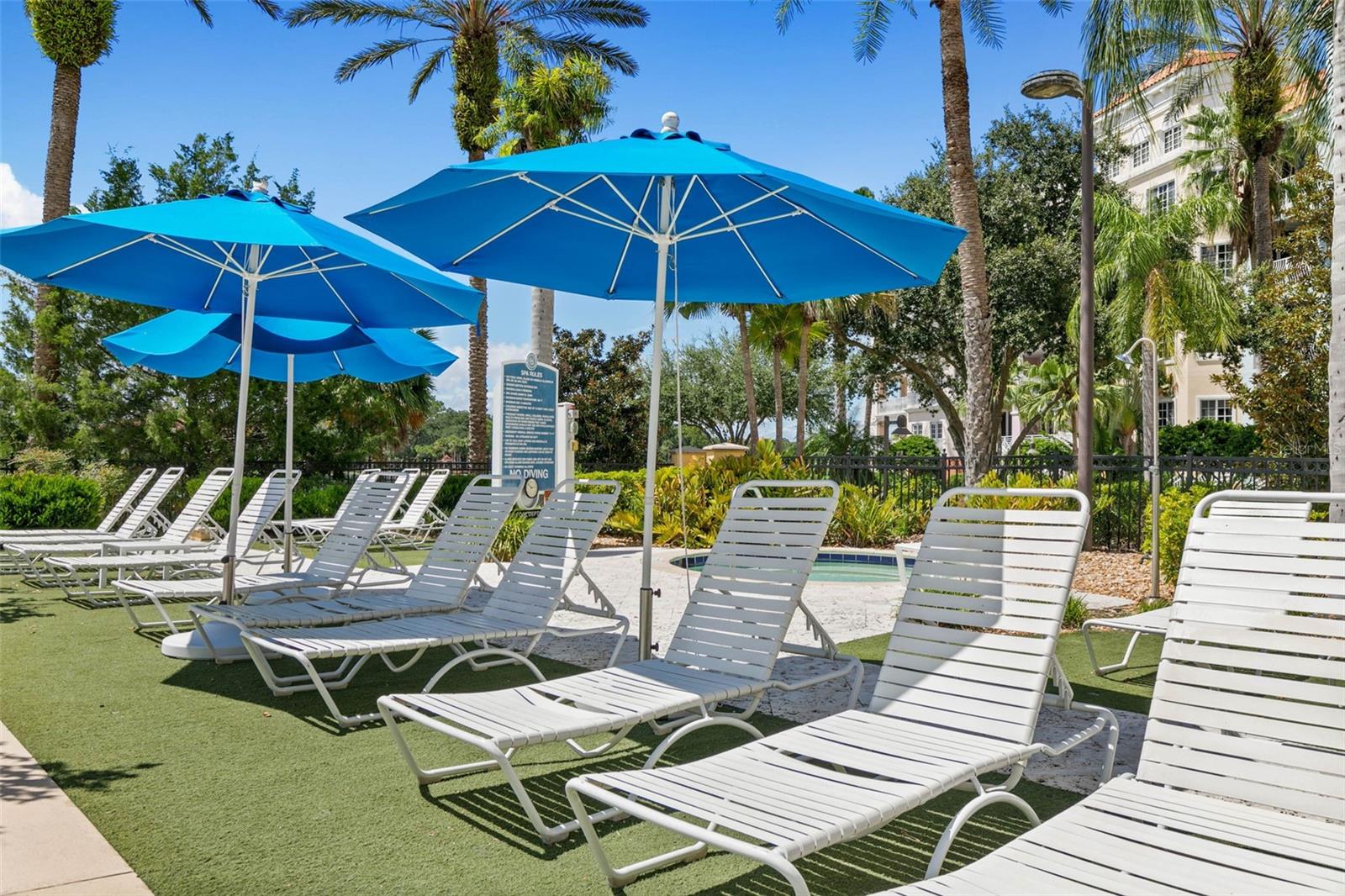 Image 85 of 96 For 355 Harbor Village Point N