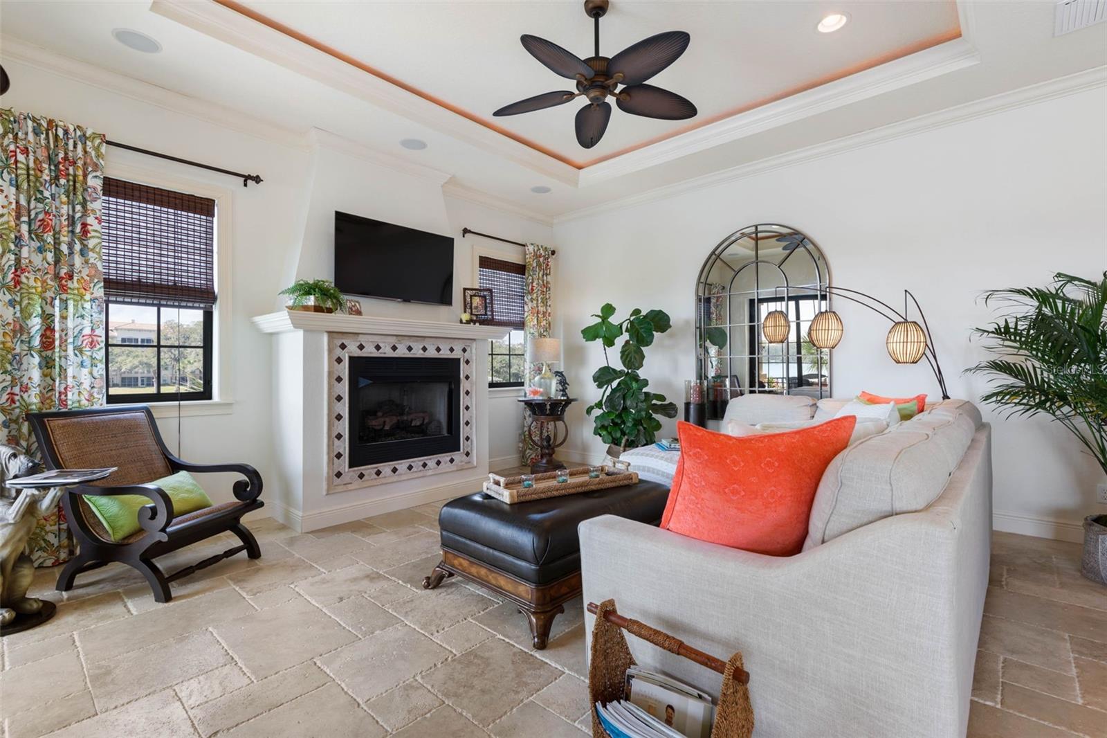 Image 9 of 96 For 355 Harbor Village Point N