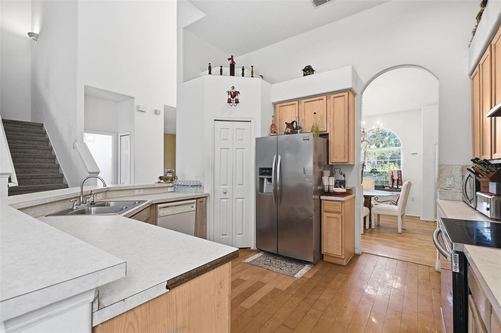 Image 20 of 61 For 90 Whittington Drive