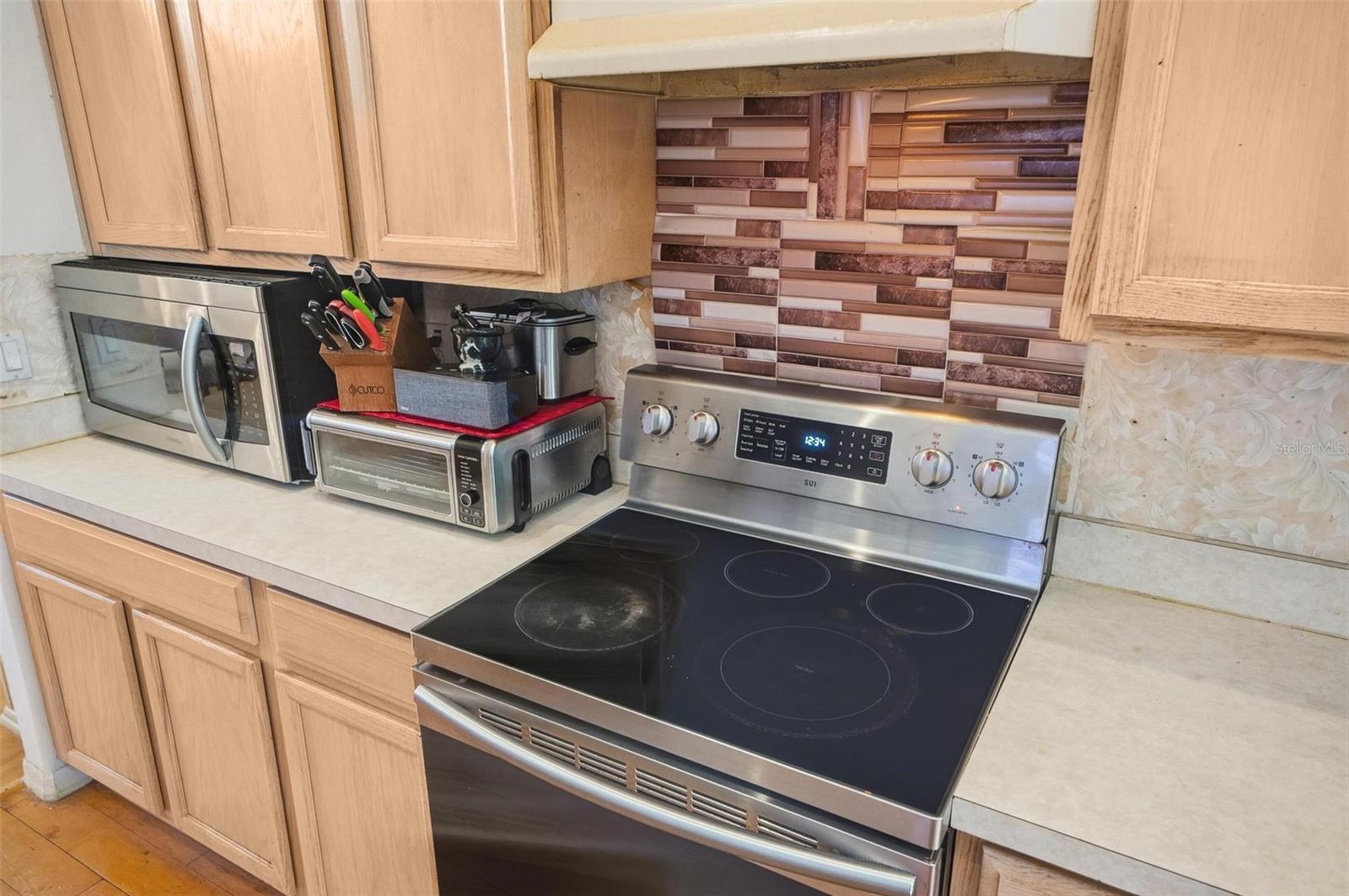 Image 24 of 61 For 90 Whittington Drive