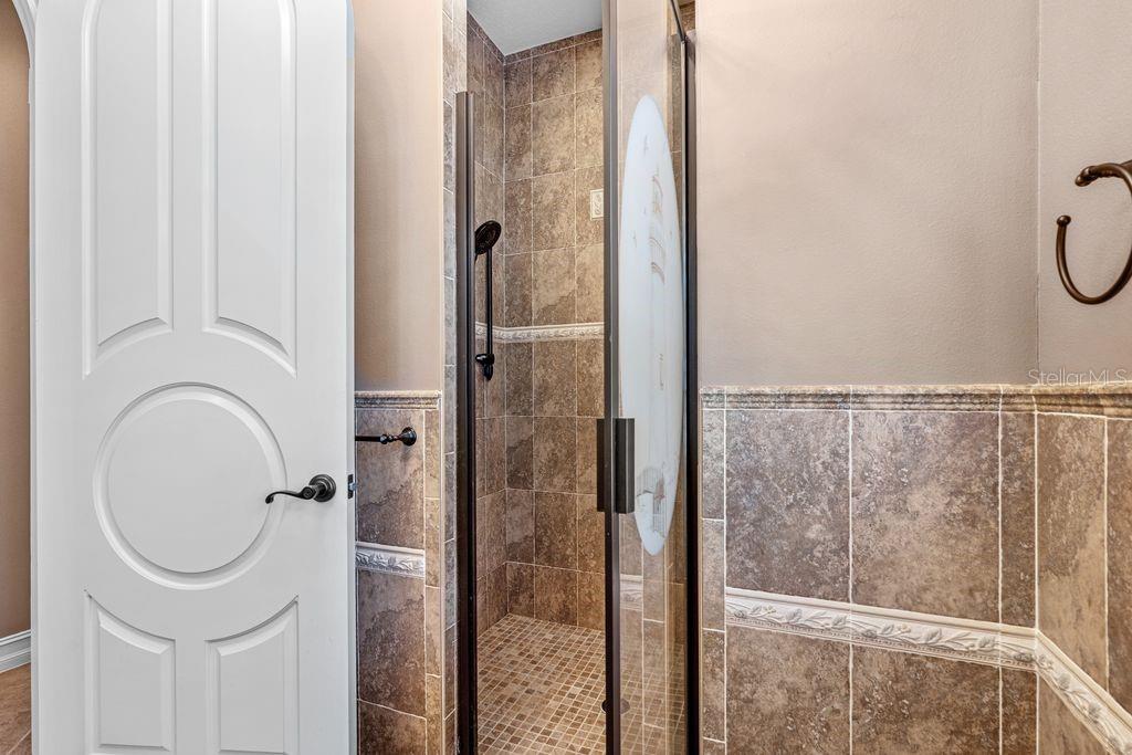 Image 22 of 51 For 19 Ramble Way