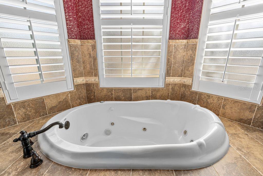 Image 24 of 51 For 19 Ramble Way