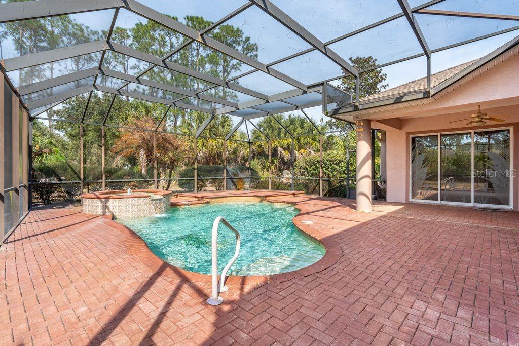 Image 37 of 51 For 19 Ramble Way