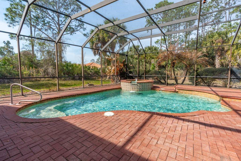 Image 39 of 51 For 19 Ramble Way