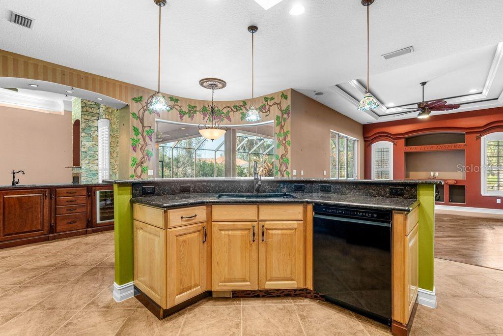 Image 4 of 51 For 19 Ramble Way