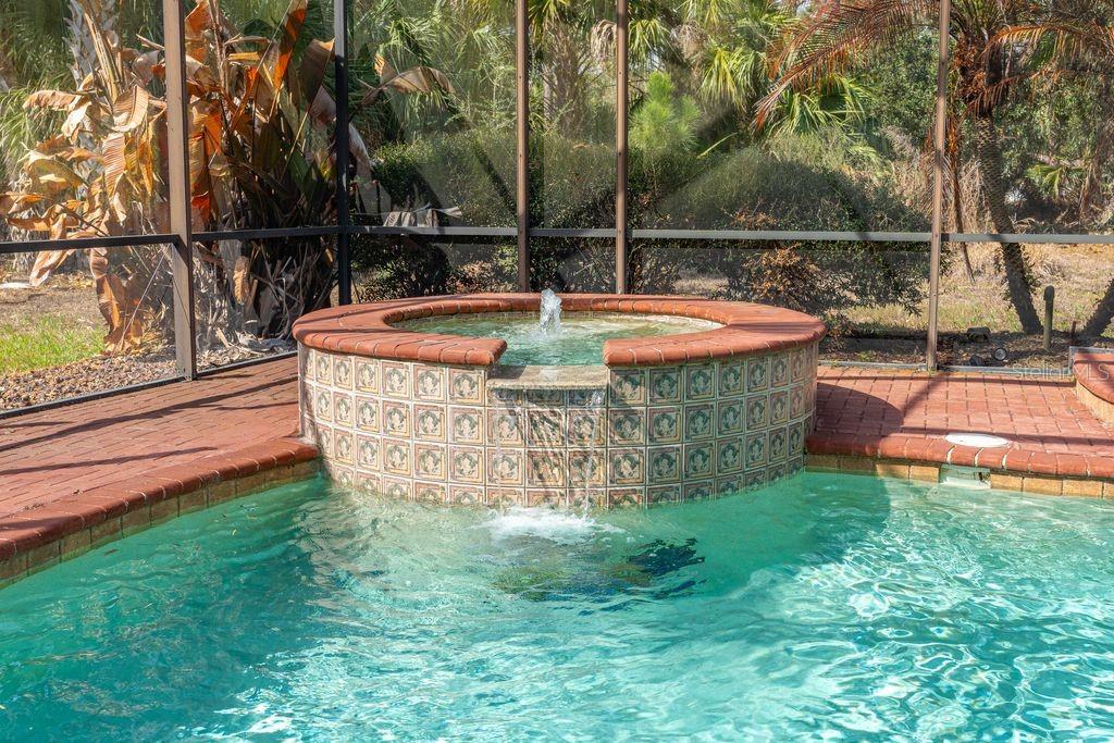 Image 40 of 51 For 19 Ramble Way