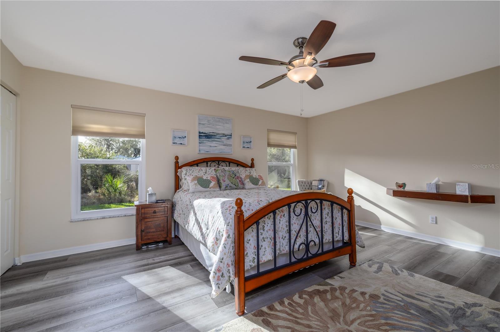 Image 15 of 31 For 633 Art Center Avenue