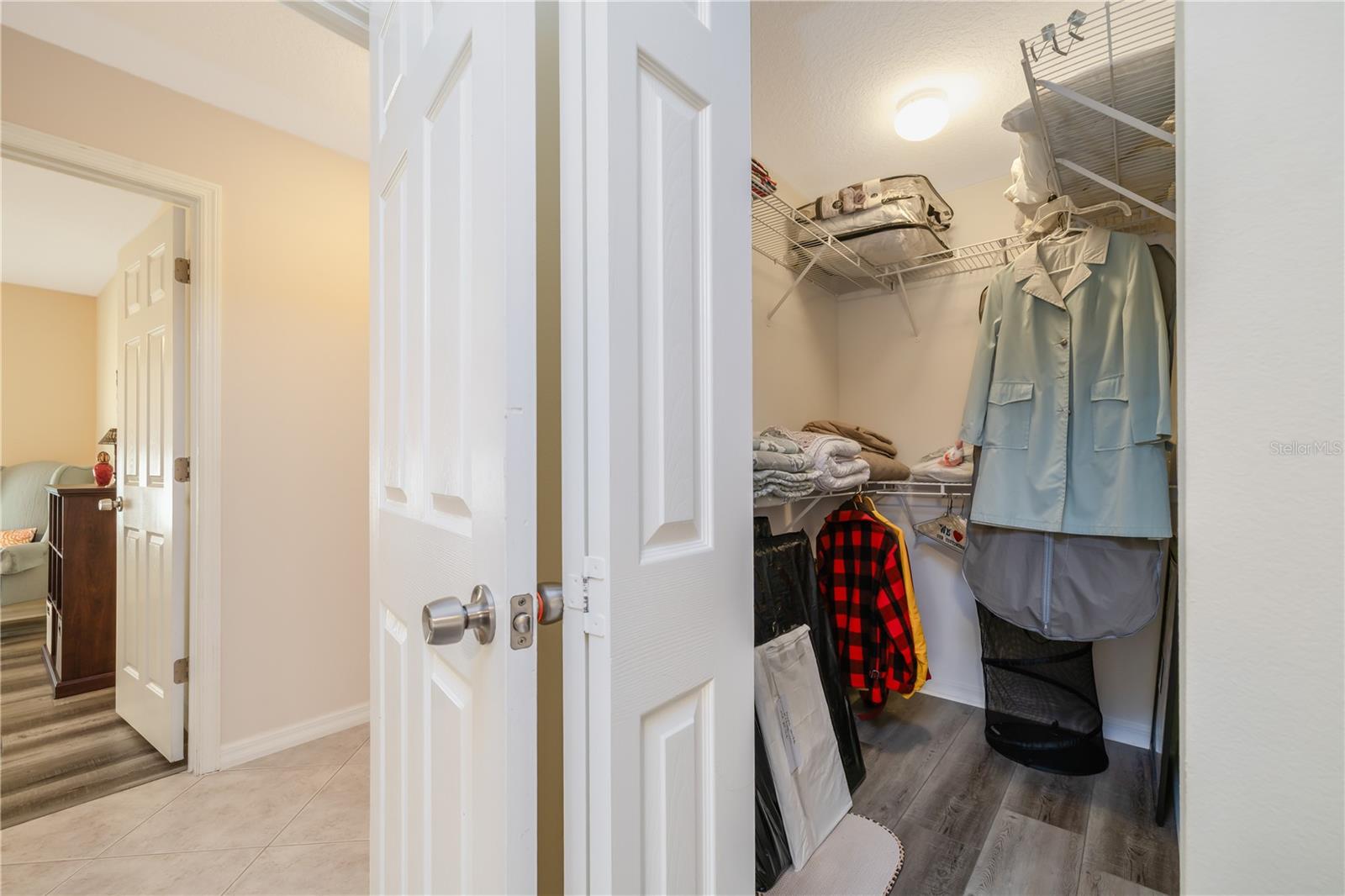 Image 21 of 31 For 633 Art Center Avenue