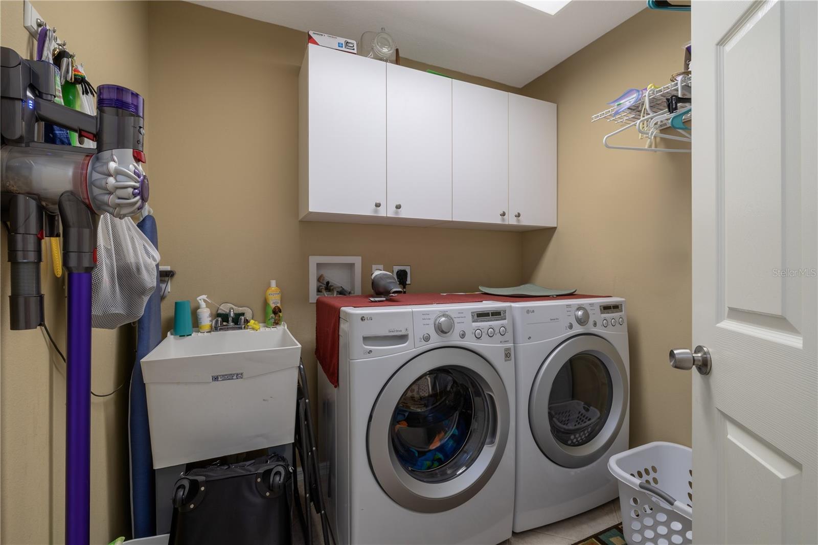 Image 25 of 31 For 633 Art Center Avenue