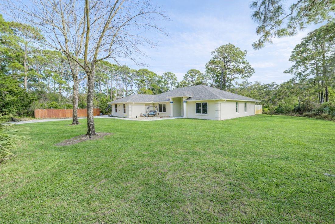 Image 4 of 31 For 633 Art Center Avenue