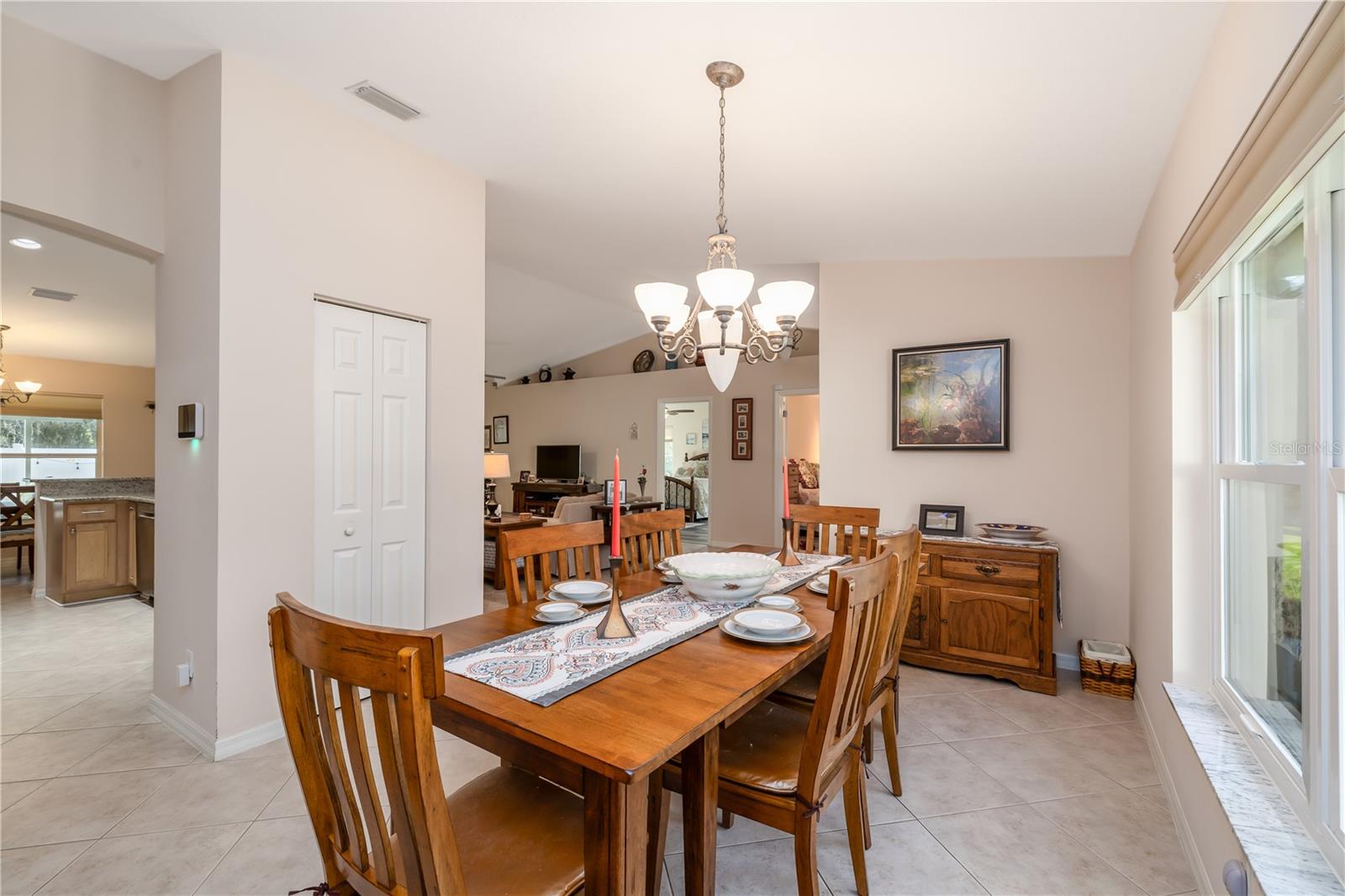 Image 8 of 31 For 633 Art Center Avenue