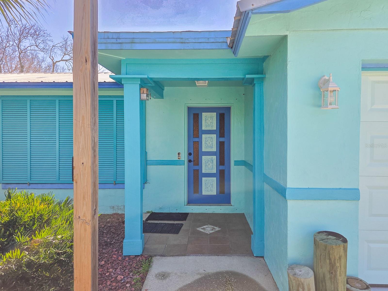 Image 6 of 15 For 304 Palm Circle