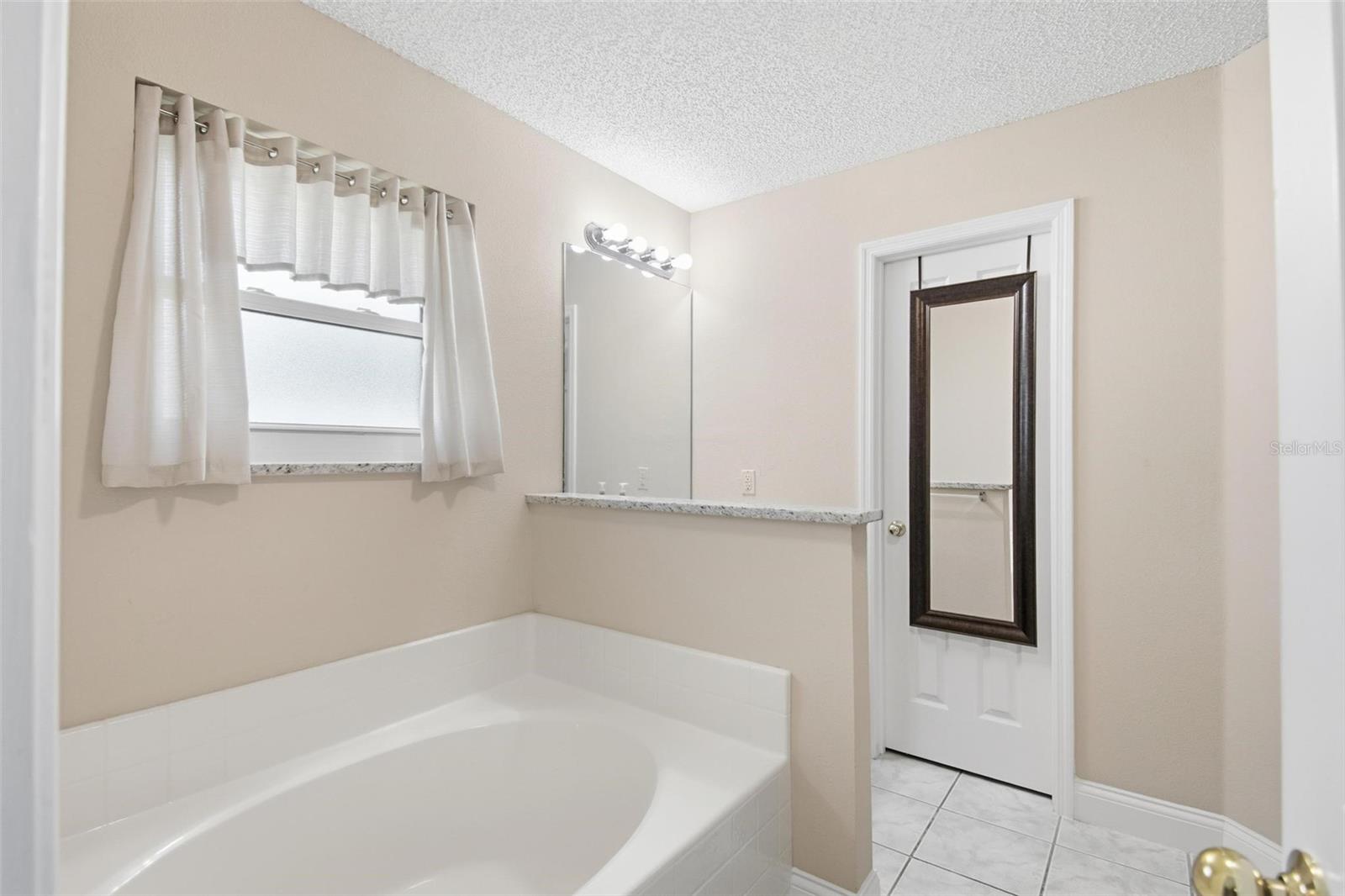 Image 29 of 62 For 129 Fort Caroline Lane