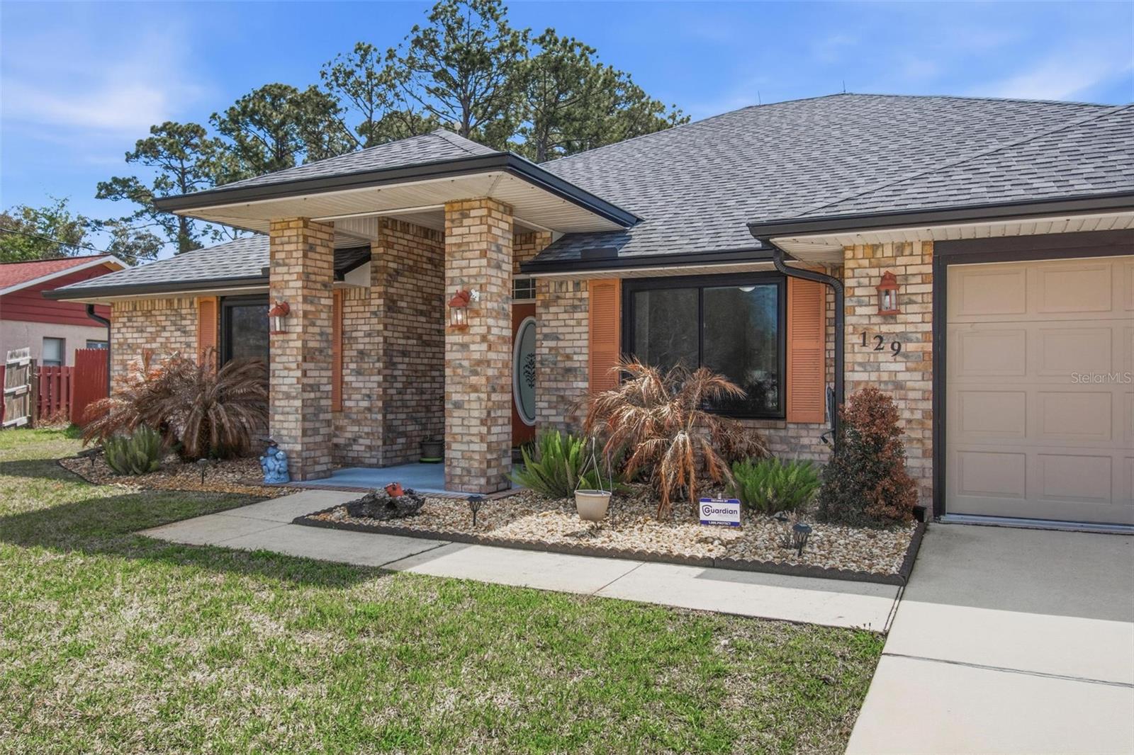 Image 4 of 62 For 129 Fort Caroline Lane