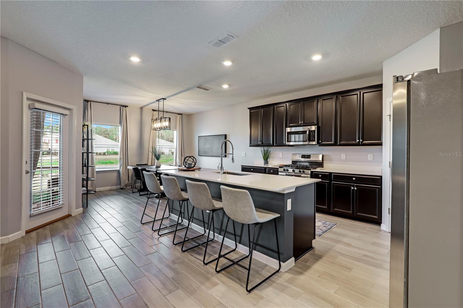 Image 2 of 65 For 519 Tynes Boulevard