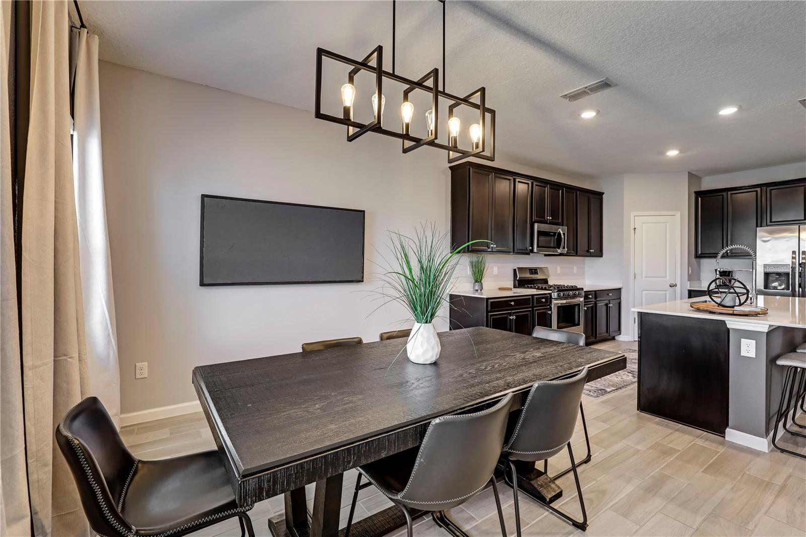 Image 25 of 65 For 519 Tynes Boulevard